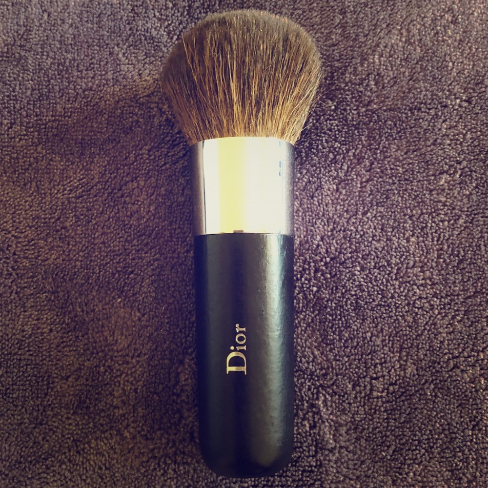 Dior brush